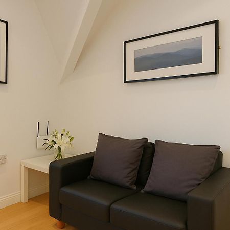 2 Bedroom Apartment Nr City Centre, Uni & Parks Кардіфф Екстер'єр фото